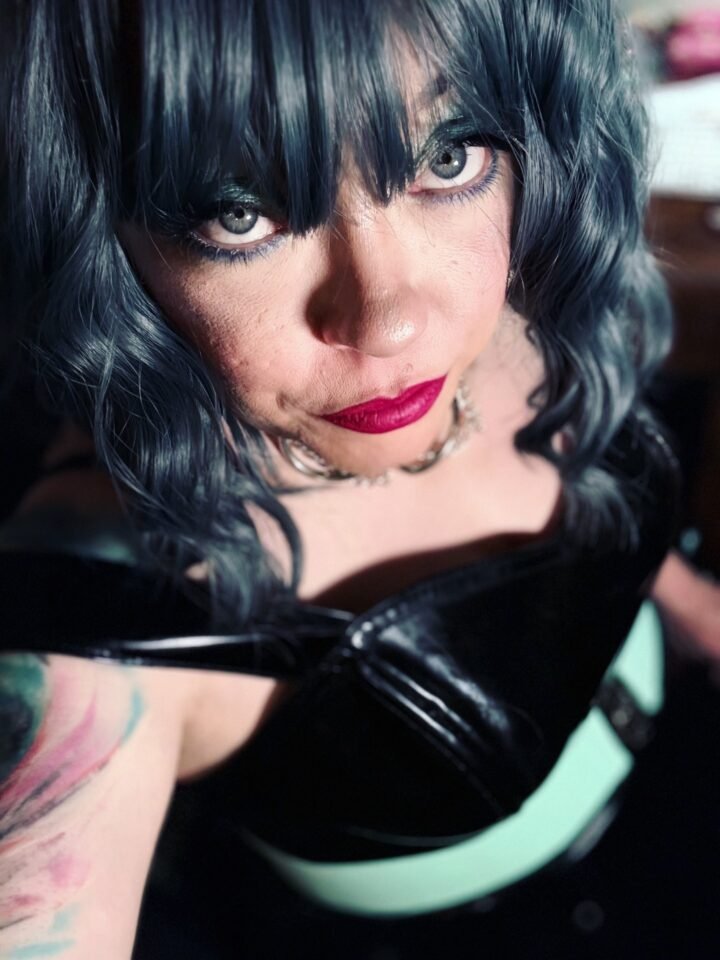 #BBW #wig #wiglife #chubby #curvygirl #curvywoman #dragdoll #makeup #pornstar #m…