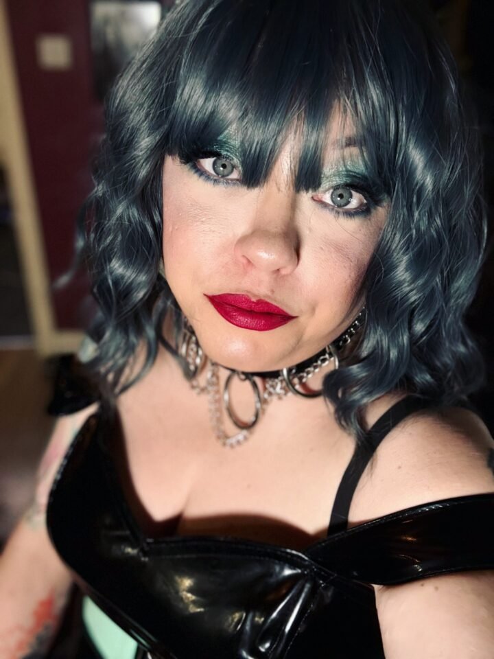 #BBW #wig #wiglife #chubby #curvygirl #curvywoman #dragdoll #makeup #pornstar #m…