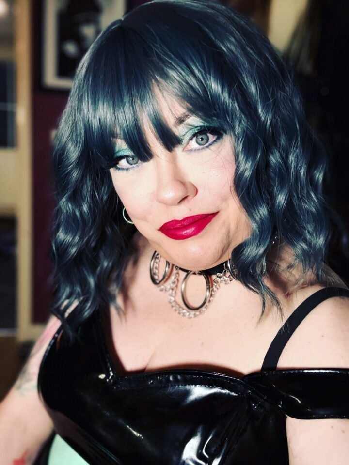 #BBW #wig #wiglife #chubby #curvygirl #curvywoman #dragdoll #makeup #pornstar #m…