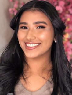 Make Beauty 

Beleza @caryselays 

A make perfeita é aquela que combina com você…