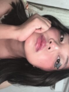 Midnight cravings?

#fy #foryou #makeup #explore…