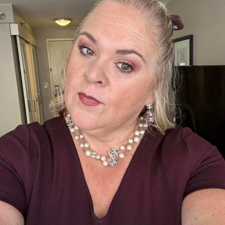 I’m #outandabout in #nashville for #mkleadership! Im loving some #sweaterweather…