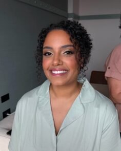 Beautiful bride Nina 
•
• 
@mu8beautystudio 
——————————————————————————————#make…