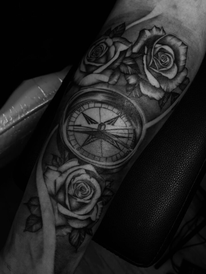 Atlikta per kelis susitikimus  #tattoo #tatuiruote #mazeikiai #inked #rosetattoo…