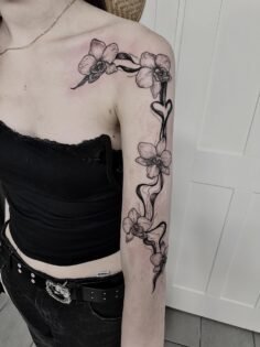 Ačiū!!! 
.
.
.
.
.
#orchid #tattoo #black #flower #kaunas…