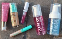 Some Almay Goodies 

*Received #complimentary from @influenster and @almay*

 Hy…