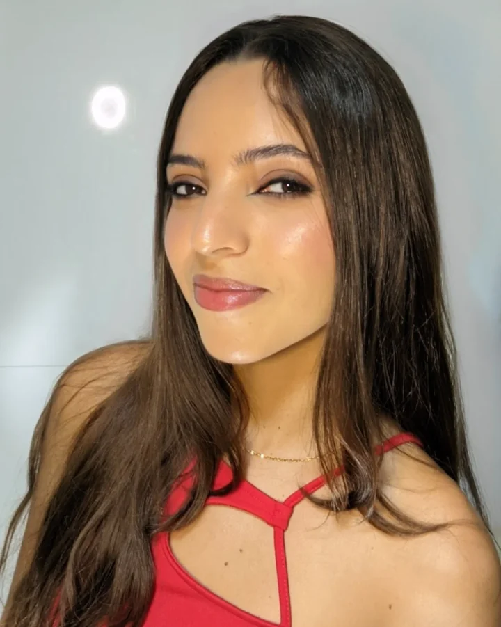 O que acharam dessa proposta? 

.
.
.
.

#browneyedgirl #makeup #toastedmakeup #…