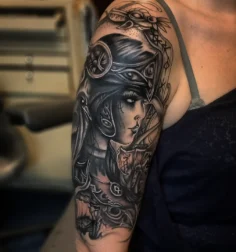 Valkyria Viking 

#vikingtattoo #valkyriatattoo 
#tattoo #tatuering…