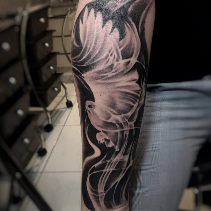 Bird tattoo 
Design request by costumer 

#tattoo #tattoos #ink #balitattooartis…