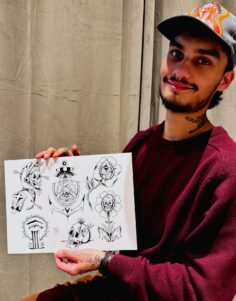 Damn it I missed a day, here’s flash sheet 3 tho  

#tattoo #flash #artist #vanc…