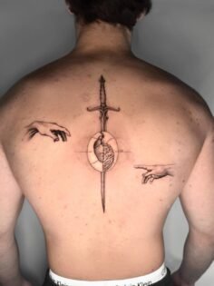 Micro realism  by @karim_ink done at @artcastle_tattoo 

#tattooutrecht #inklove…