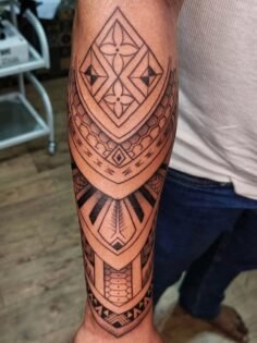 Maori Half sleeve tattoo..
.
.
.
.
.
.
.
.
.
.
#tattoo
#tattoos #artwork #instag…