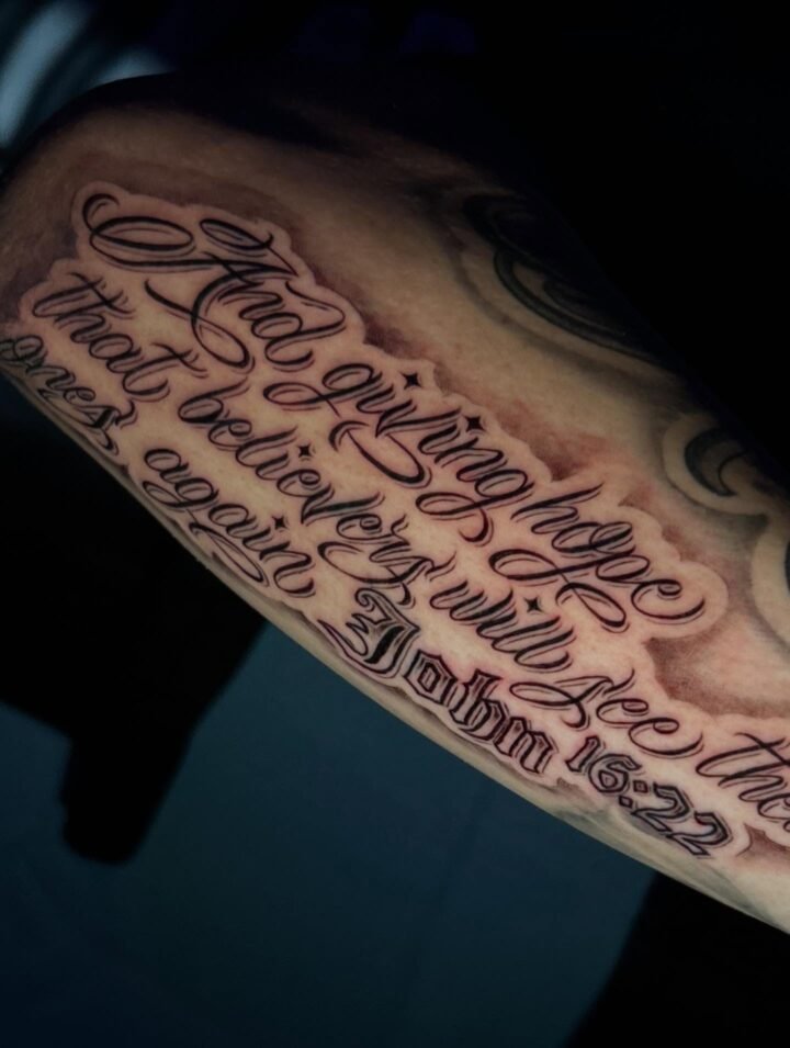 Custom lettering

#calligraphy #tattoo #bibleverse #explorer #viral…