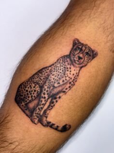 El jaguar que realizó hoy
@chrisflamencotattoo en: 
@insomniertattoostudio con p…