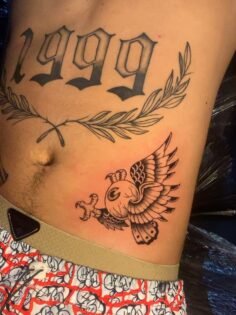 For appointment please DM/whatsapp 
.
.
.
.
#tattoo #oldschool #finlinetattoo #b…