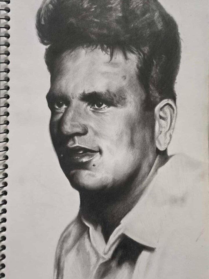 Just a lil portrait of my late grandfather 
#portrait #charcoaldrawing #tattoo #…