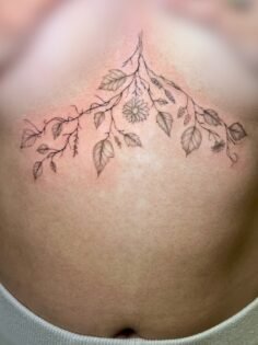 A soft delicate poison ivy piece she’s been wanting to get for some time.

If yo…