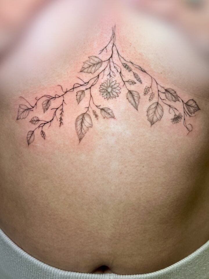 A soft delicate poison ivy piece she’s been wanting to get for some time.

If yo…