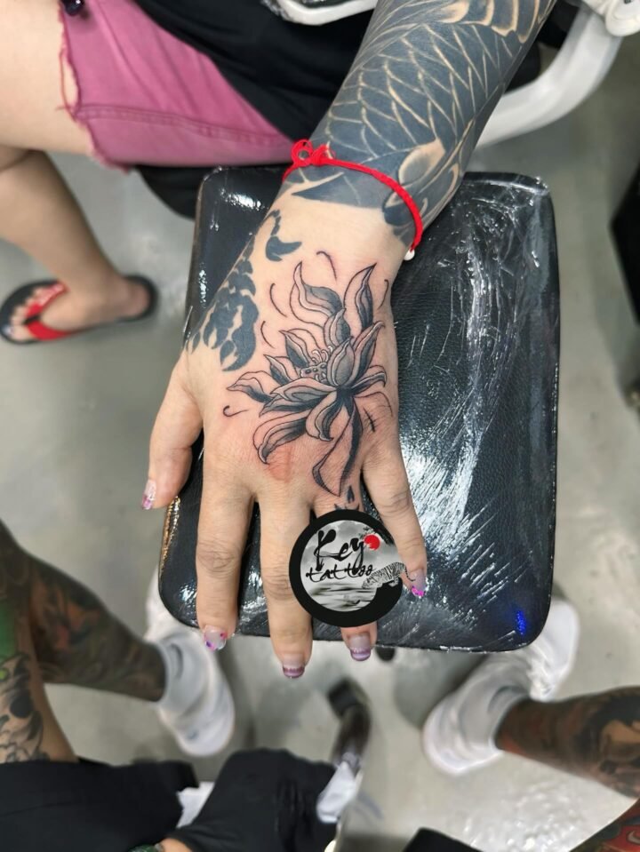 Work by Key Tattoo 
Thanks for ur support and trust

Tattoo appointment 
Contact…