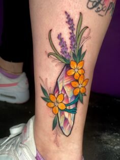 Shimmer Shimmer! Shine Shine!!

Playing with new fun colors for crystals! 

I’m …