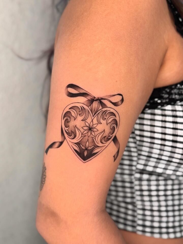 Just a lil love piece

#tattoo #cutetattoo #tattooartist…