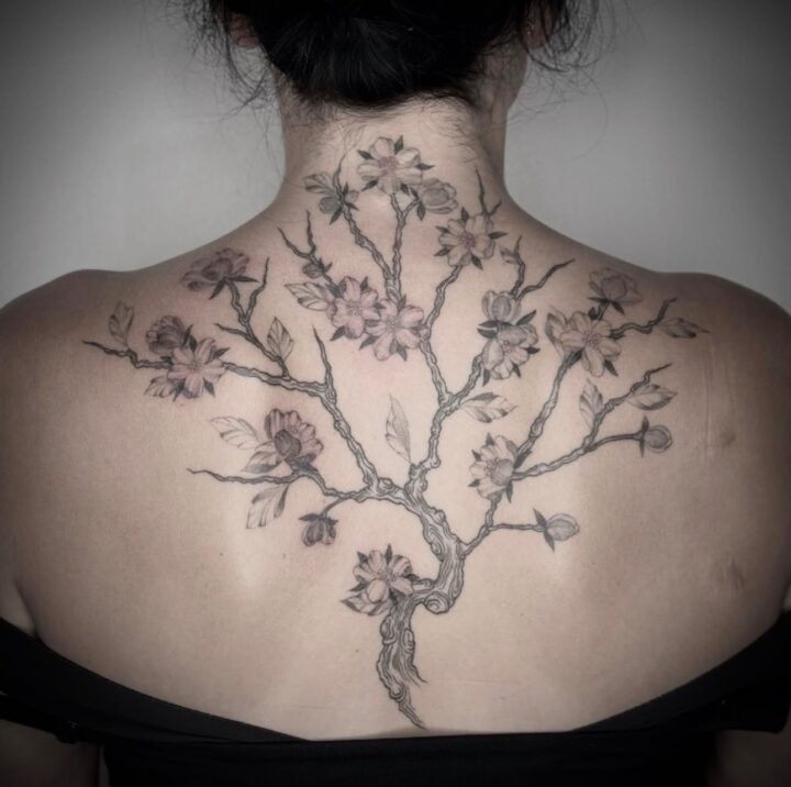 Made by @tattoosby_ursula – Check their profile for booking! 

Stop by the shop …