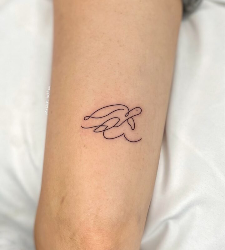 한국 예약 가능 ʕ”̮ॽु⋆⁺₊⋆ ♡̷̷̷ 

•Please DM me for reservations -`ღ´-
.
#tattoo#거북이타투#미…