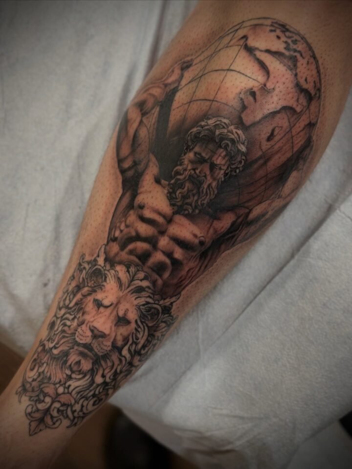 Slowly but surely  Done with @touchskin_cartridges  #tattoo #atlas #tattooartist…