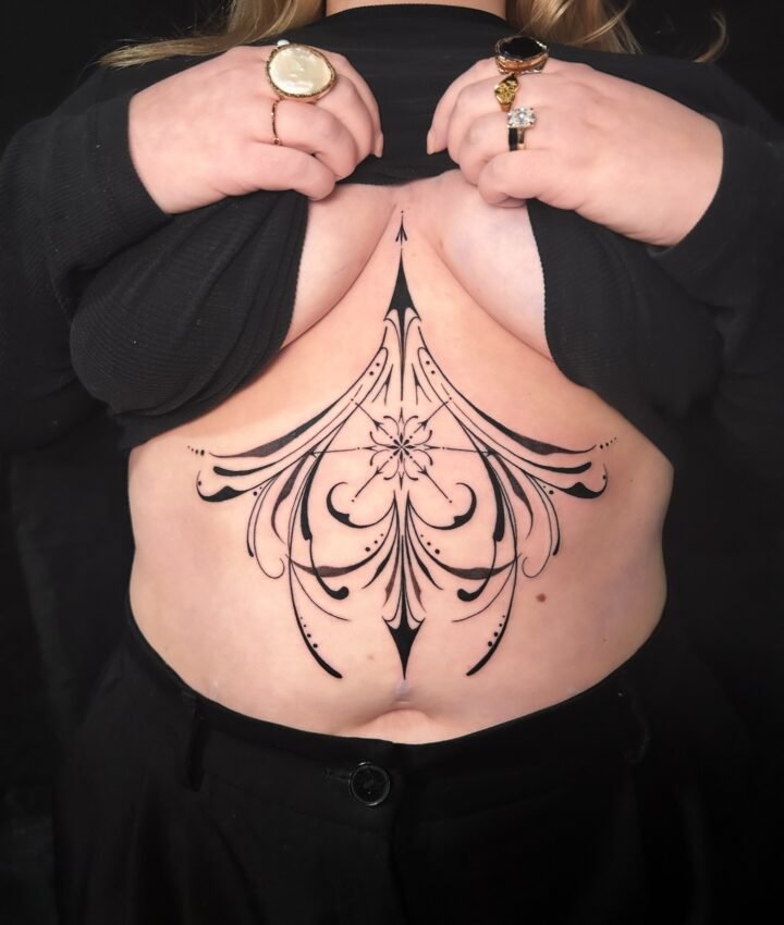 had the pleasure of doing this fun piece at the villain arts tattoo convention i…