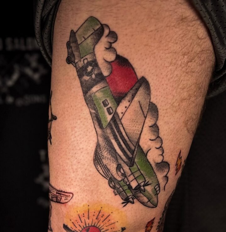 One of my favorite traditional pieces I have ever done. #tattoo #trendingtattoo …