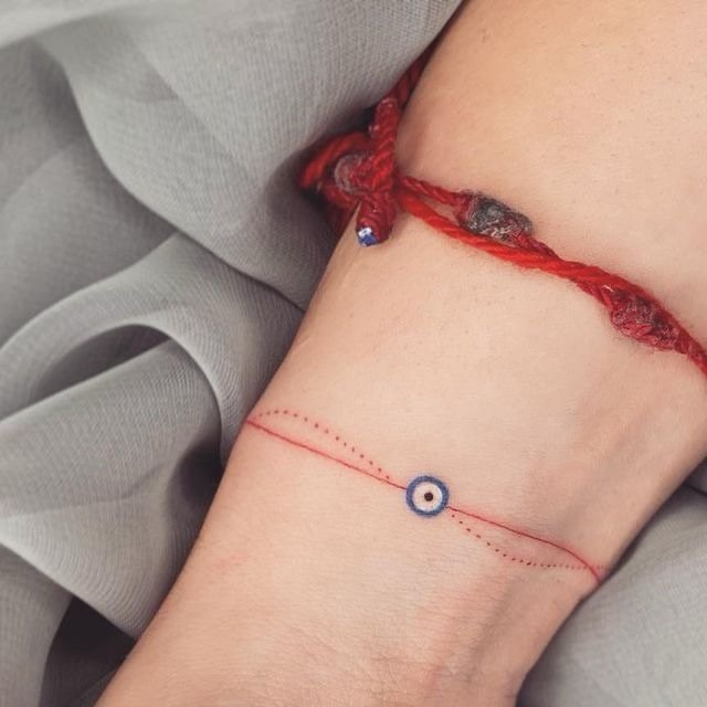 Evil eye  

#tattoo #tattoos #finelinetattoo #tattooart #inked…
