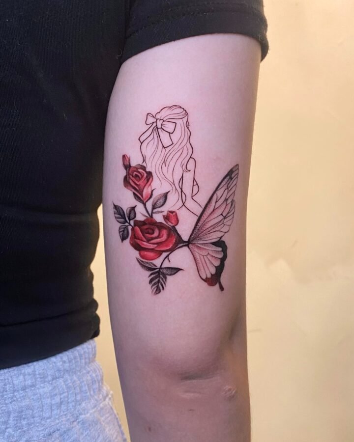 𝐄𝐭𝐡𝐞𝐫𝐞𝐚𝐥 𝐅𝐢𝐧𝐞 𝐋𝐢𝐧𝐞 𝐀𝐫𝐭

This custom piece blends delicate, whisper-thin linework…