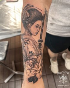 .
 Bookings OPEN for January! // 1月の予約受け付けてます！

Feel free to stop by our shop to…