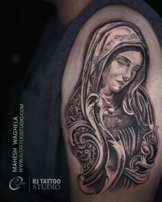 The Virgin Mary 
@rjtattoosindia 

#blackandgreytattoo #tattoo #art #artisticpho…