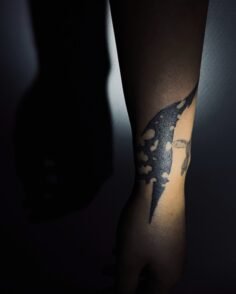 cybersigilism x black work texturé  
.
.
.
.
.
#tatouage #tattoo #handpoke #cybe…