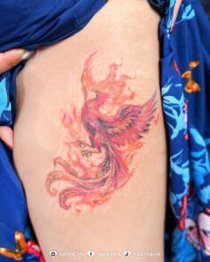 ตำนานนกฟีนิกซ์ปรากฏอยู่ทั่วไปในอารยธรรมโบราณ โดยมนุษย์เชื่อกันว่า นกฟีนิกซ์นั้นเ…