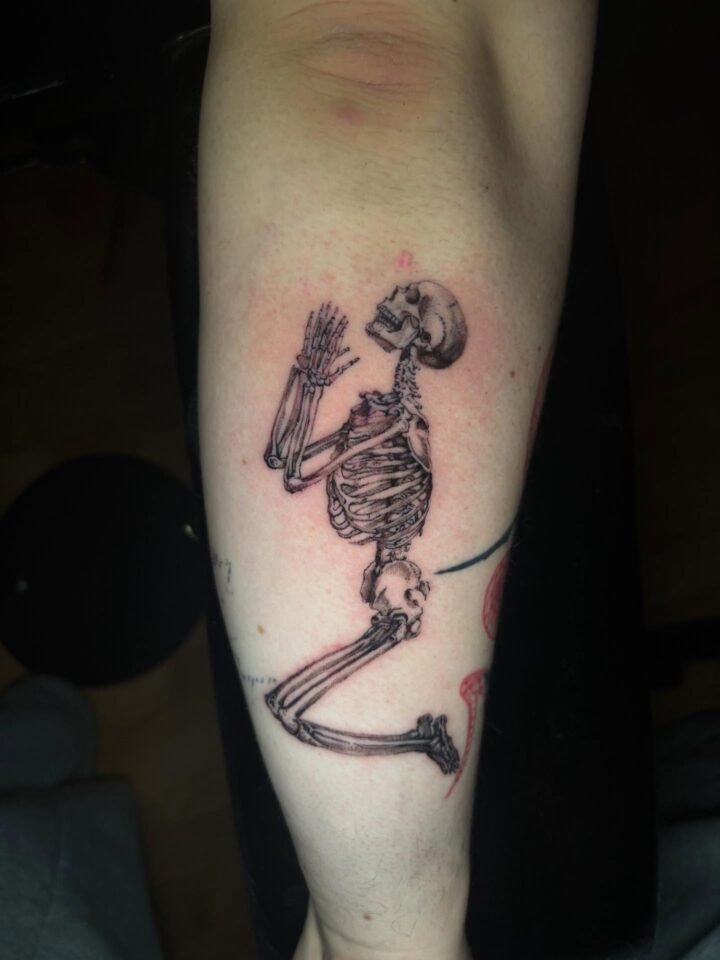skeleton praying 

#tattoo #tattoos #tattooist #tattooartists #tattooartist #fyp…