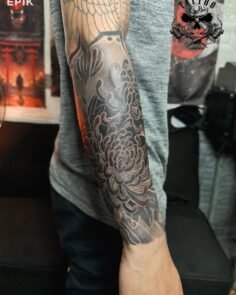 𝘾𝙝𝙪́𝙘 𝙘𝙖̉ 𝙣𝙝𝙖̀ 𝙣𝙜𝙖̀𝙮 𝙢𝙤̛́𝙞 𝙫𝙪𝙞 𝙫𝙚̉ & 𝙢𝙖𝙮 𝙢𝙖̆́𝙣.
Anh em không thích màu thì chơi …