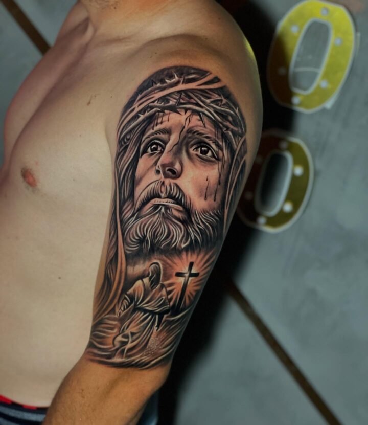 Jesucristo 

Citas Disponibles al DM 
900654909

#tattoo #tattooblackandgrey #ta…