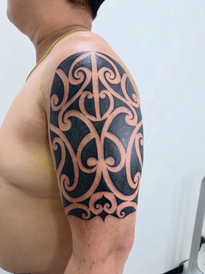 Cover Up Tattoo Sessions 
.
.

Thanks for trust 
.

Dm or WhatsApp  for tattoo e…