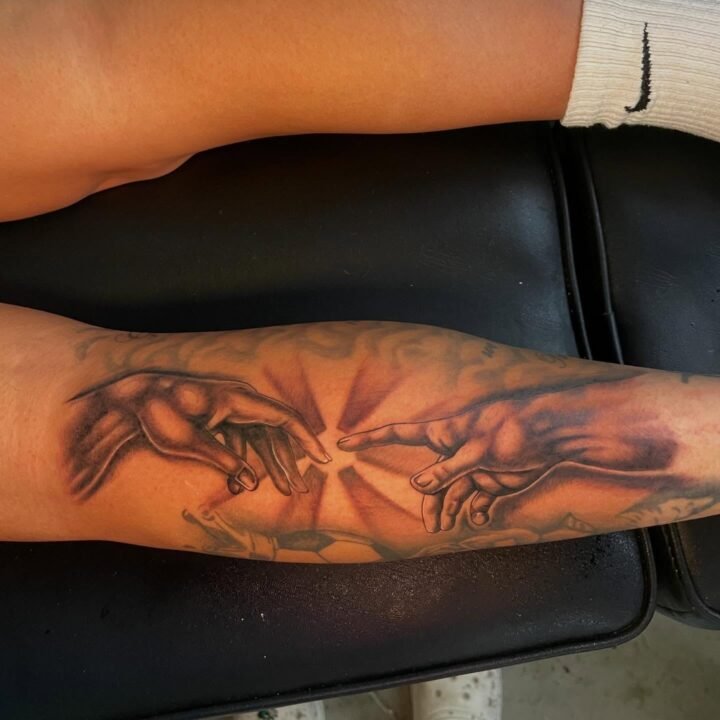 Full circle moment tattooing this one  
#tattoo #tattooideas #tattoodesigns #tat…