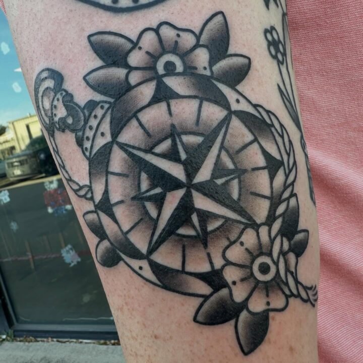 Super late to posting this one and many more. Done @bossfrogtattoo #traditional …