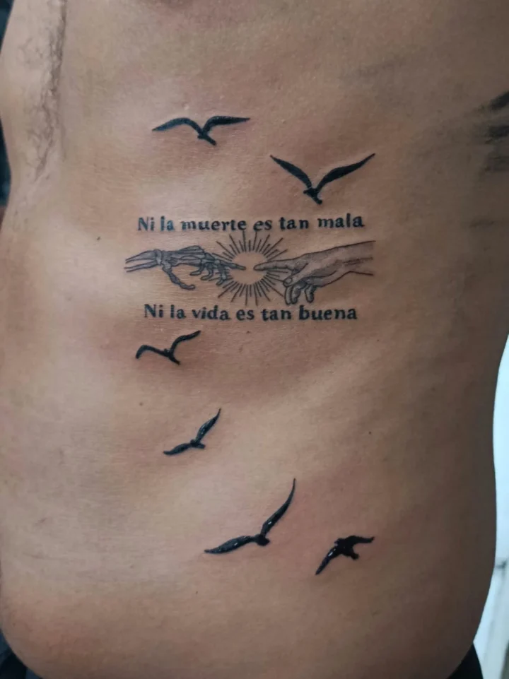 𝓝𝓲 𝓵𝓪 𝓶𝓾𝓮𝓻𝓽𝓮 𝓮𝓼 𝓽𝓪𝓷 𝓶𝓪𝓵𝓪 𝓷𝓲 𝓵𝓪 𝓿𝓲𝓭𝓪 𝓮𝓼 𝓽𝓪𝓷 𝓫𝓾𝓮𝓷𝓪. 

• 
• 
• 

#tatuajebarranquil…