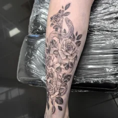 Central Coast Tattoo Artist

Who doesn’t love a classic snake, rose and dagger c…