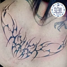 ¡Ven y hazte un neotribal con nosotros!

Tatuaje realizado por: @linea_difusa 
#…