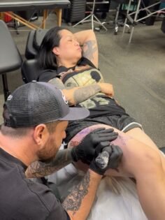 1st session = 6 Hrs #SunWukong [#MonkeyKing]

#tattoo 

@devyntattoo…