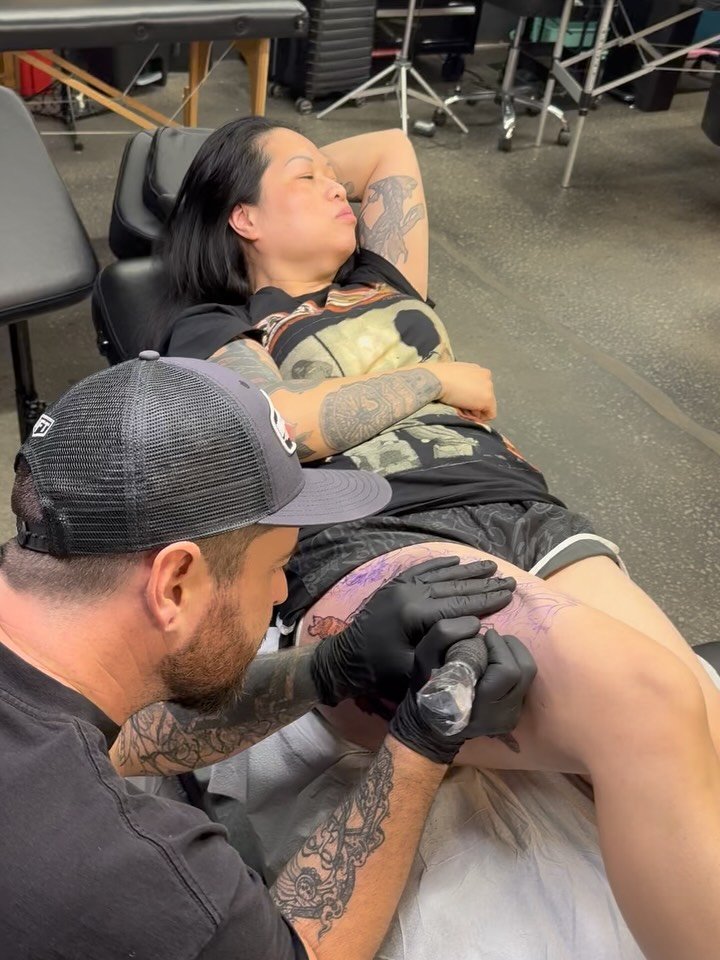 1st session = 6 Hrs #SunWukong [#MonkeyKing]

#tattoo 

@devyntattoo…