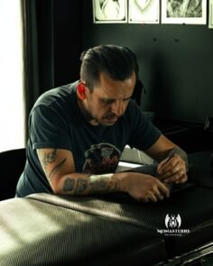 Las ideas no se quedan en la mente.
Aquí se dibujan, se afinan y terminan en la …