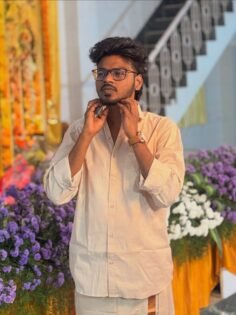 Wrapped in culture, draped in grace…
.
.
.
.
.
.
#traditional #fashion #saree #w…