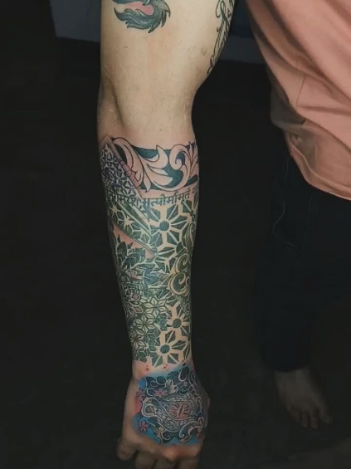 Collaboration with @elysium_tattoo666 
Ink by @hymn__to__lucifer .

#tattoo #tat…